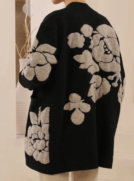 Classy Flower Cardigan